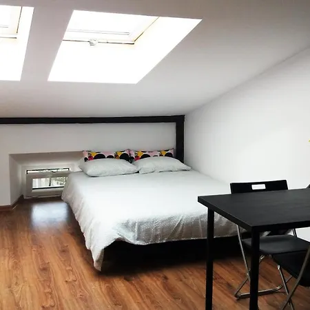 公寓 Attic Close To Old Town Air Conditioning - Klimatyzacja