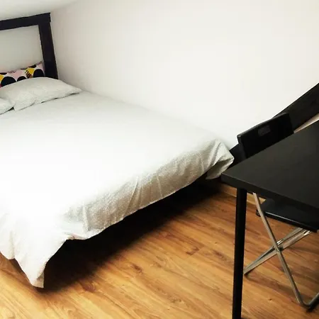 Attic Close To Old Town Air Conditioning - Klimatyzacja 公寓 *